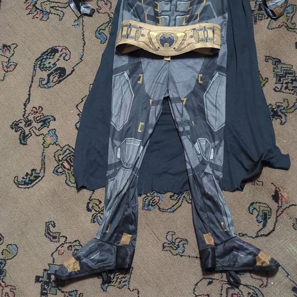 DC Comics Justice League Tactical Batman Costume 5-6 - Picture 4 of 9